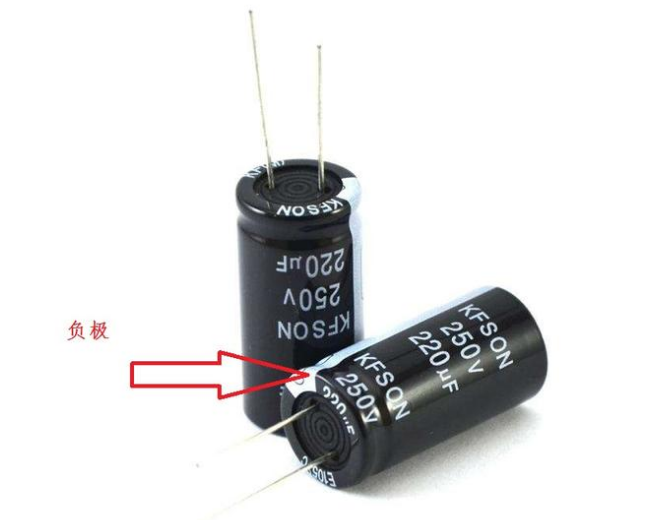 「NIPPON CHEMI-CON」電解電容極性接錯會爆炸，如何避免？